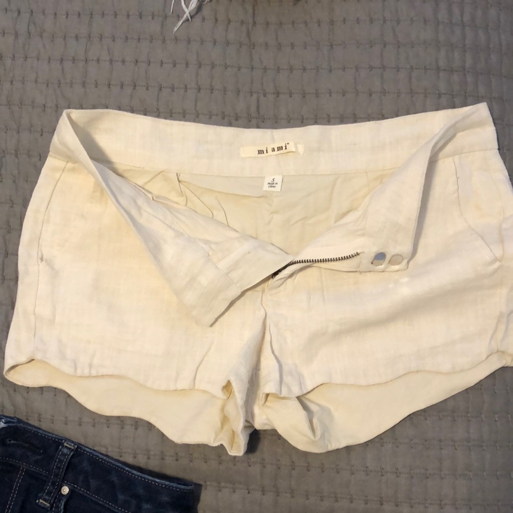 small Miami linen shorts